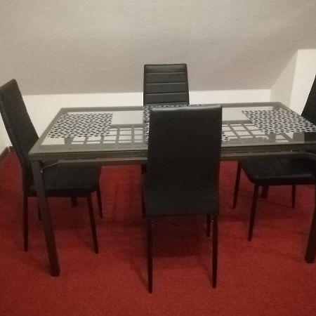 Ferienwohnung In Duesseldorf Hassel Eksteriør bilde